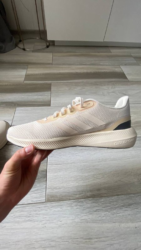 Кроссовки Adidas новые мужские 2