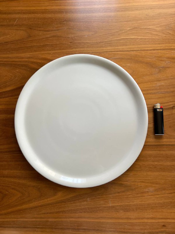 Глубокая миска/салатница, большая круглая тарелка, большие квадратные тарелки, ковшик, френч-пресс, набор бокалов 4