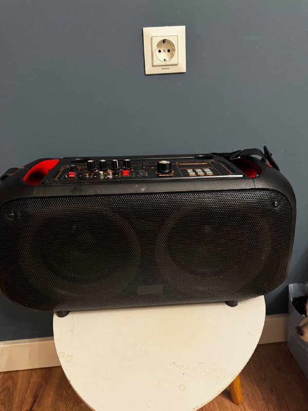 Монитор Xiaomi G27I, клавиатура GK-100, колонка с микрофоном, интернет-модем, весы Xiaomi 4