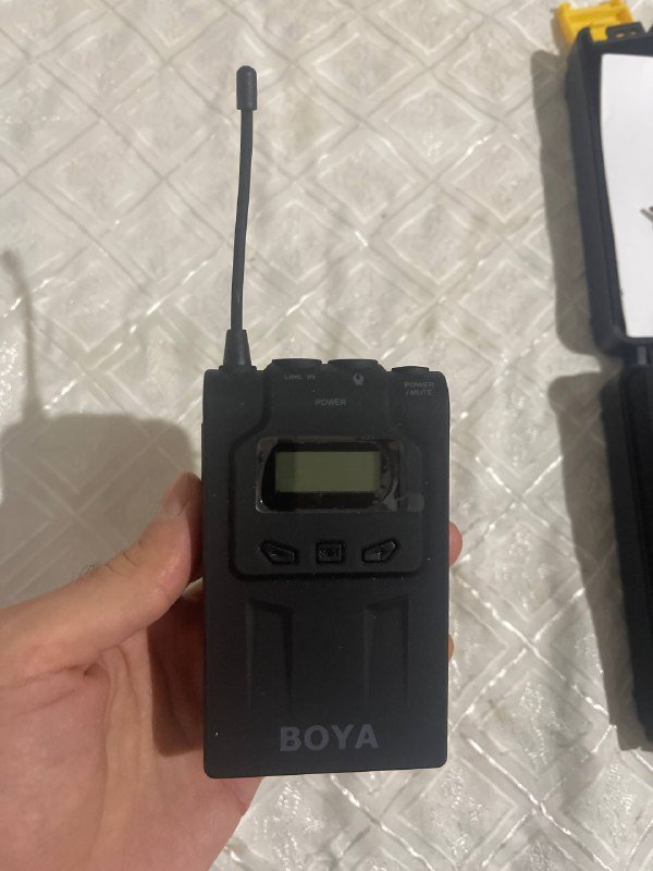 Радио-петличка микрофон Boya mono UHF 3