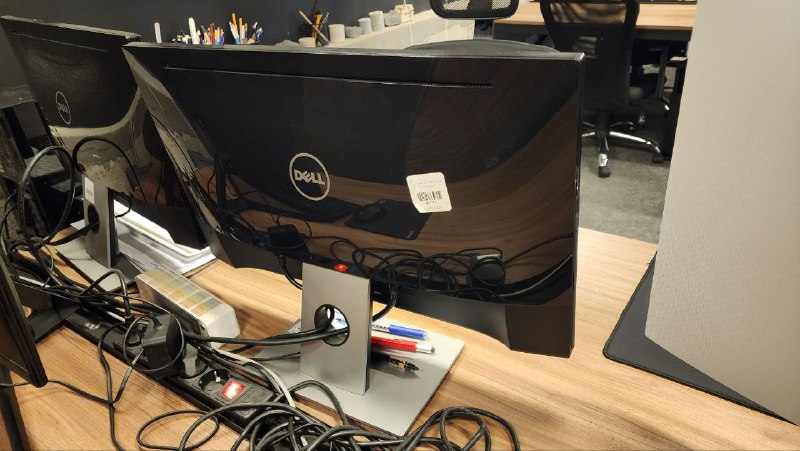Монитор DELL 24'' 1920x1080