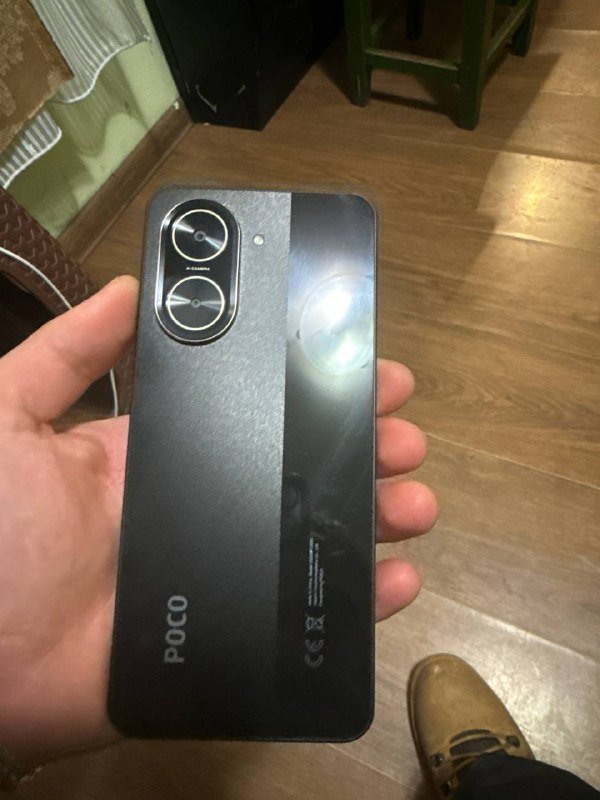 POCO смартфон