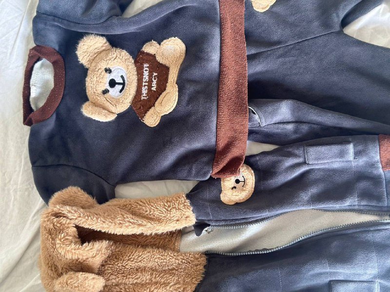 Детский костюм жилетка кофта штанишки 3