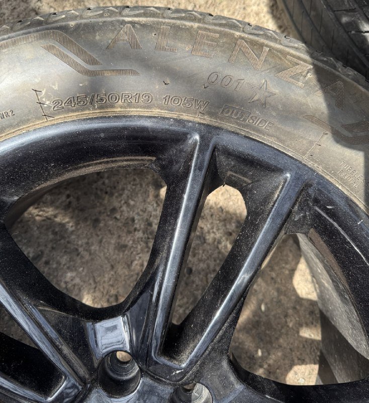 Комплект колес R19, диски Ford, резина Bridgestone 4
