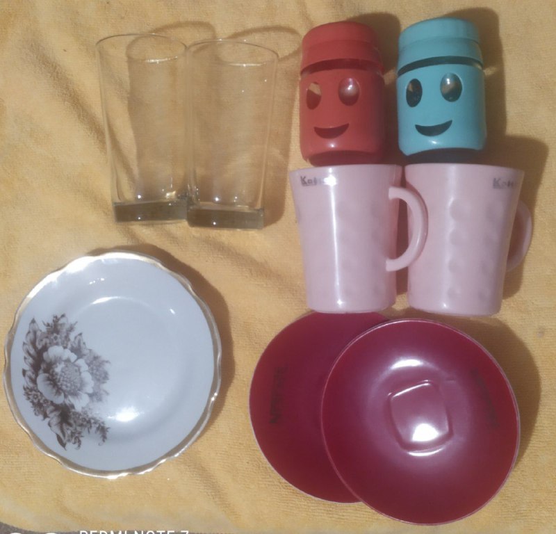 тарелки, блюдца, пиалы, стаканы, сковороды, кастрюли, ёмкости для специй, вазочки 2