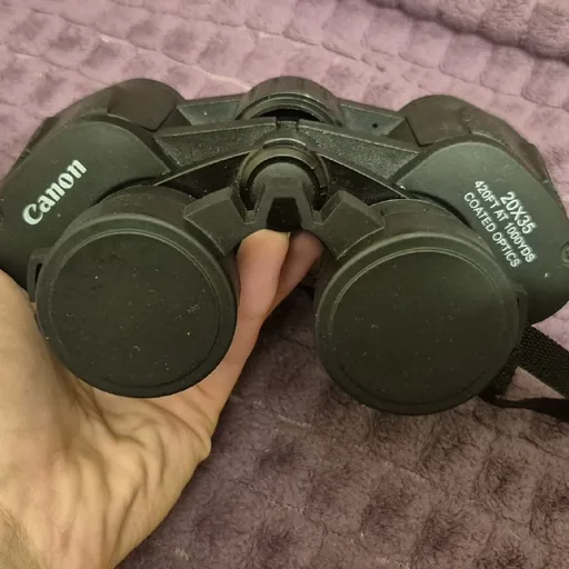 Бинокль Canon