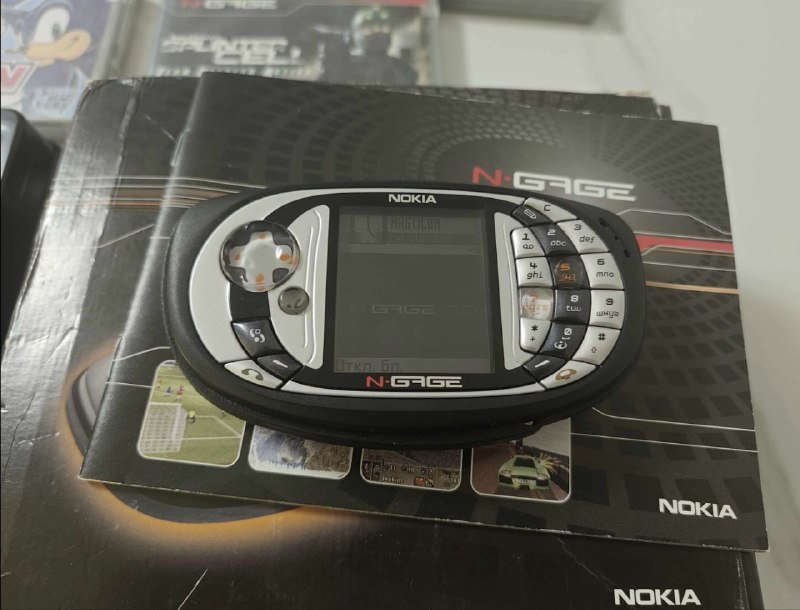 Nokia N-gage qd с играми и аксессуарами 3
