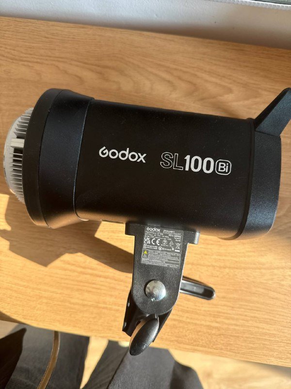 Осветитель светодиодный Godox SL100Bi, софтбокс Godox 60*90