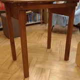Стеклянный столик, стол из фанеры, вешалки, стеллаж 6