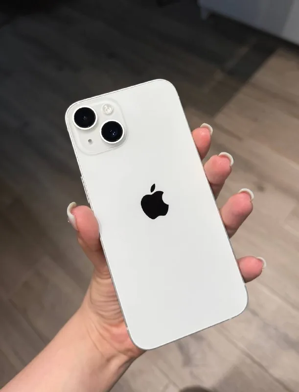 iPhone 14 128 GB 1