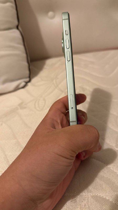 Айфон 15 зеленый 128ГБ 5