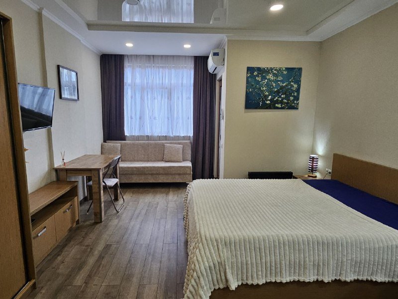 Студия квартира в аренду, Качинских 23