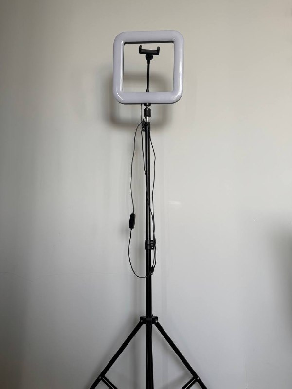 Швейная машинка Brother, кольцевая лампа 2