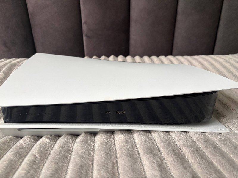 PS5 DISC VERSION, геймпад, 5 игр, аккаунт с играми