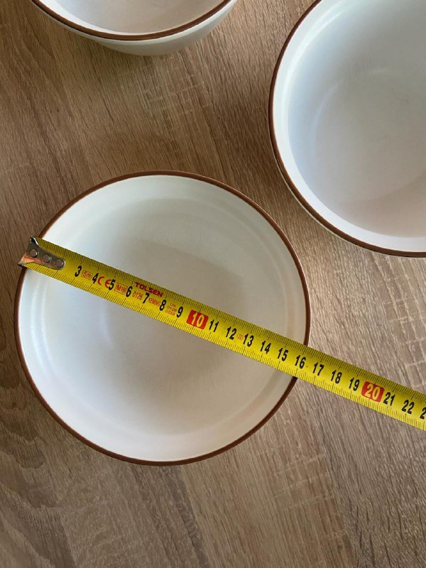 Набор чашек и тарелок 6