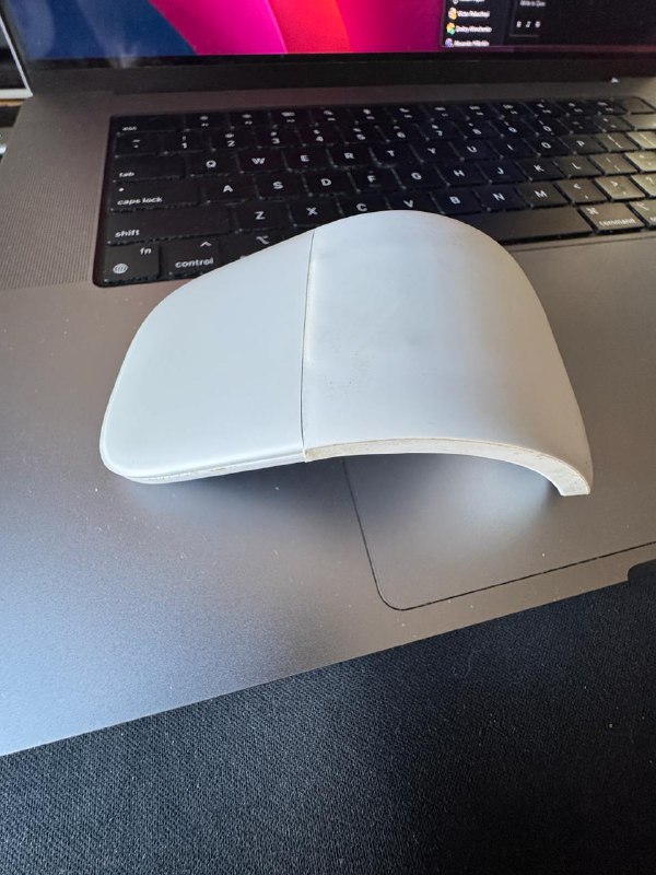 Компактная складная блютус мышка Microsoft Arc Mouse