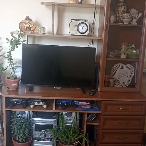 Шкаф, полки с подсветкой