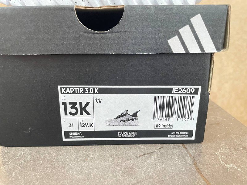 Новые детские кроссовки Adidas размер 31 6