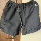 Футболка Carhartt, шорты Nike ACG, джинсы Obey 2