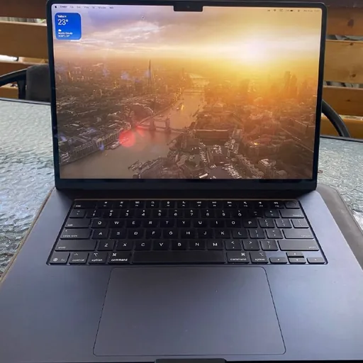 MacBook Air M4 16GB 256SSD