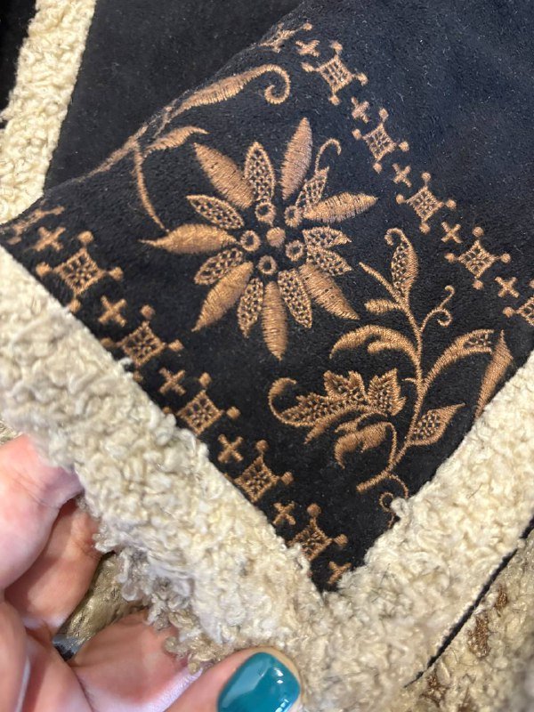 Черная куртка из искусственной замши размер S-M 2