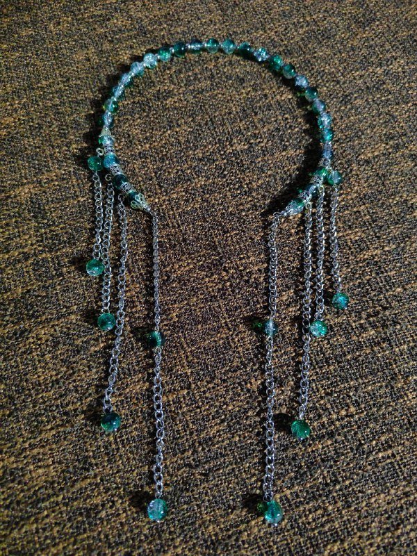 Украшения из бисера и полудрагоценных камней 3