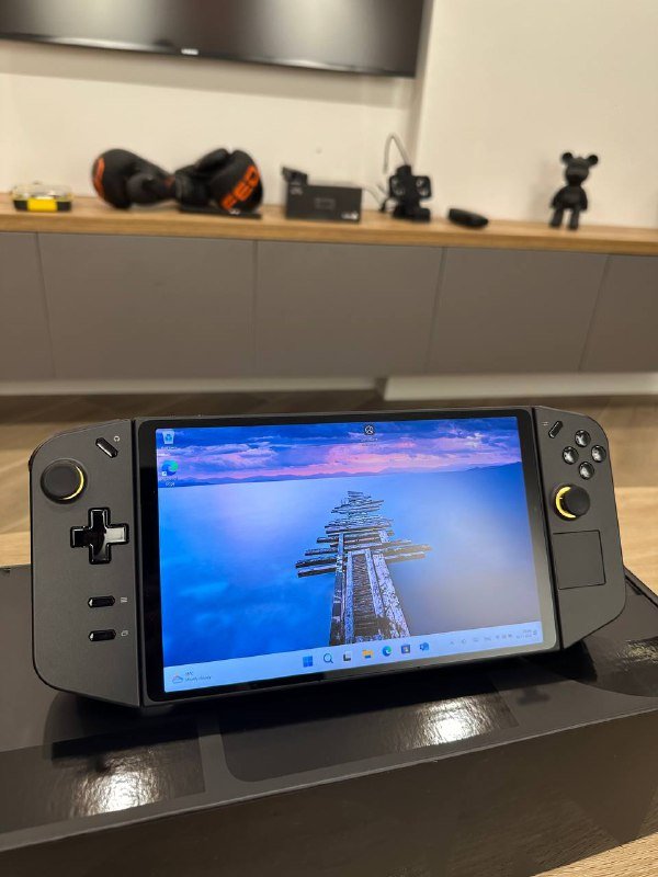 Lenovo Legion Go Z1 extreme игровая консоль 1TB