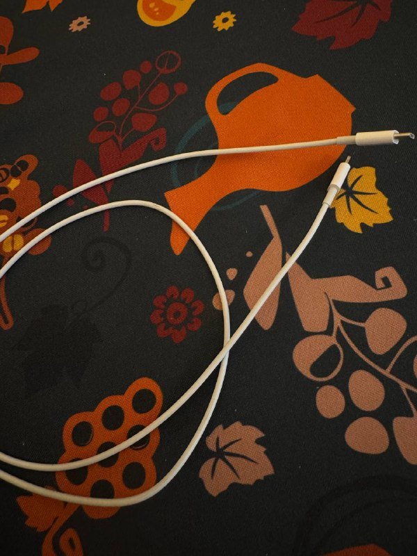 Кабель зарядки Apple USB-C Lightning