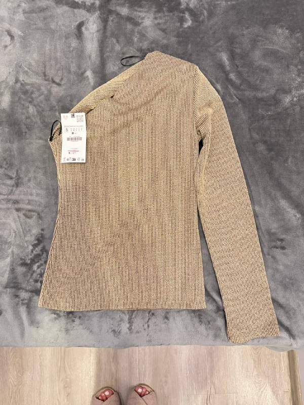 Платье Zara, кофта Zara новая на одно плечо