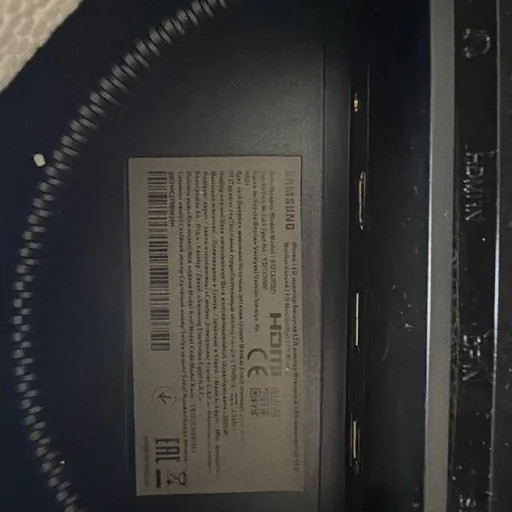 Монитор Samsung