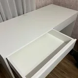 Белый компьютерный стол 2