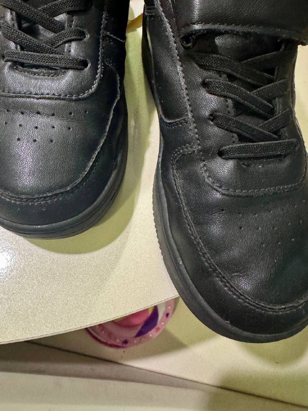 Куртка Okaidi, сапожки Quechua, сапожки Zara, кеды Levi’s 8