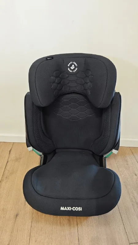 Детское автокресло Maxi-Cosi Kore Pro i-Size 1