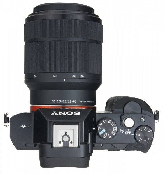Фотоаппарат Sony ILCE-7, объектив Sony E PZ 16-50mm, сумка, адаптер, батарейка 2