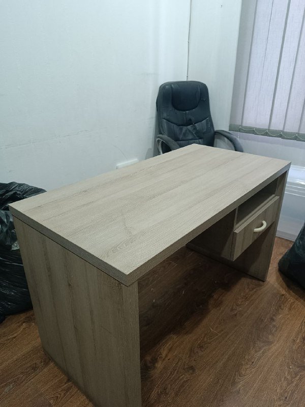 стол письменный 3