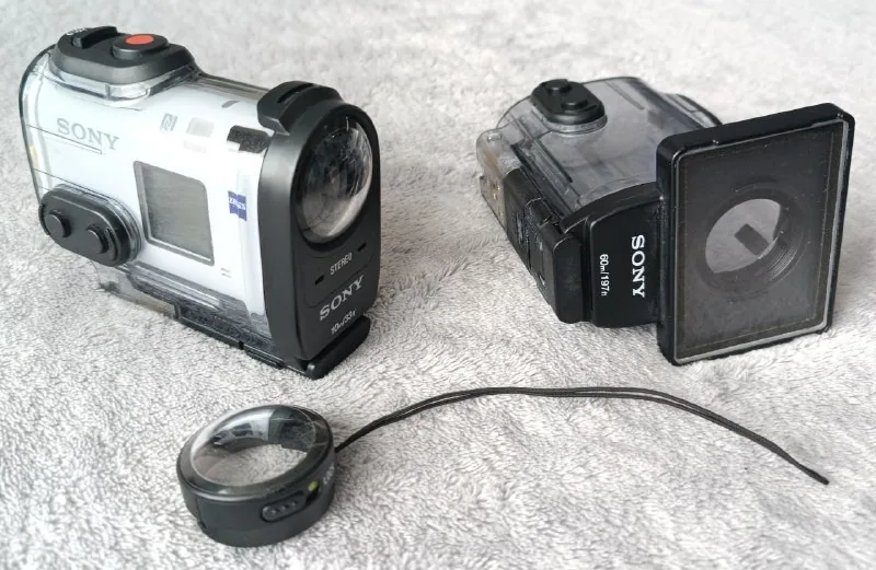 Экшн-камера Sony X1000V 4K, аквабоксы, крепления 1