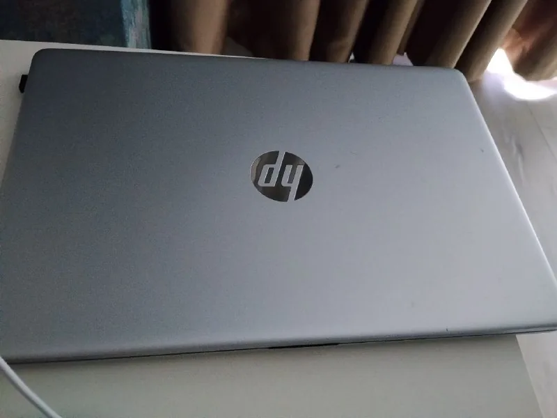 Ноутбук HP 15-dy1 с сенсорным экраном, 8 ГБ RAM 1