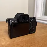 Sony Alpha A7 IV камера 3
