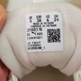 Женские кроссовки Puma 4