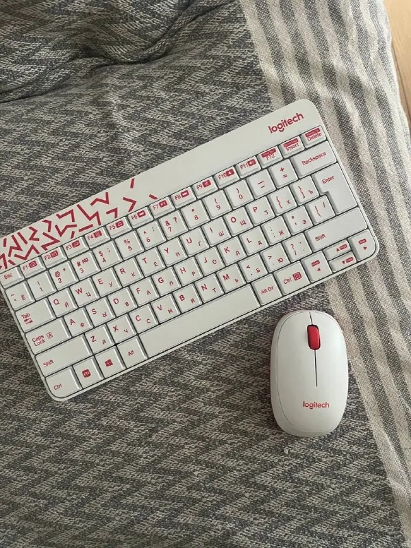 Клавиатура и мышь Logitech MK240 Nano 1