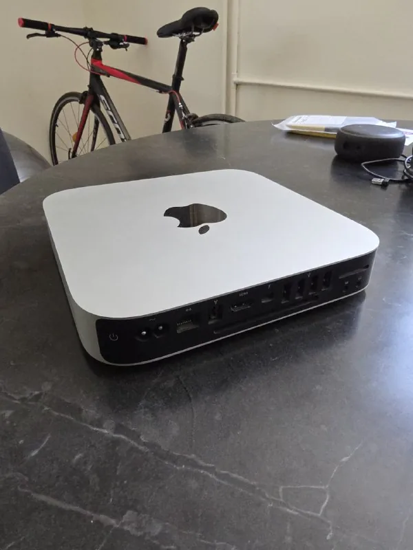 Mac Mini 2010, SSD 256GB, 8GB RAM