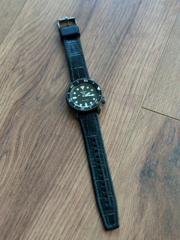 Часы Seiko 5 Sports автомат, чёрный циферблат 2