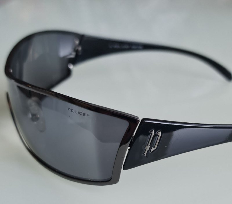 Мужские солнцезащитные очки Police S 8180 черные