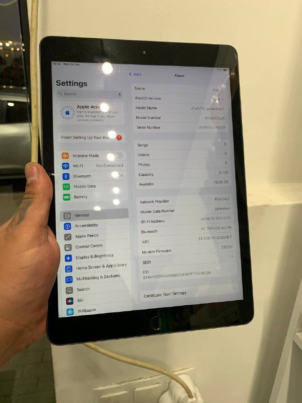 iPad 7th gen 32GB sim+WiFi, iPad 6th gen 32GB sim+WiFi