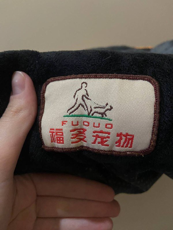 лежанка с подушкой 2