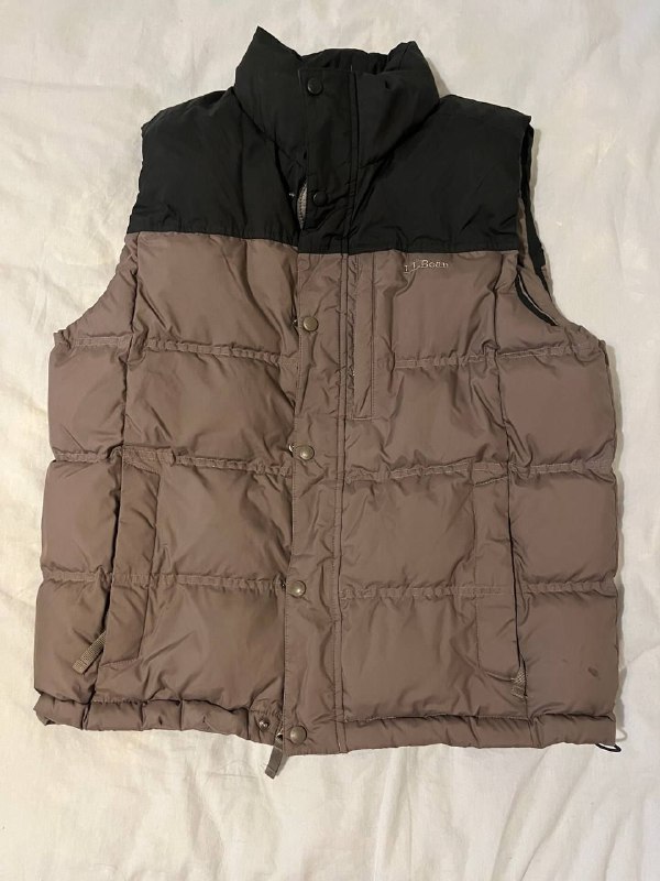 L.L. Bean Men down vest, size S