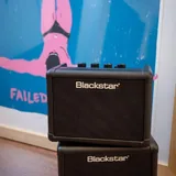 MIDI-клавиатура Novation Launchkey Mini, Гитарный мини-усилитель Blackstar Fly 3 2