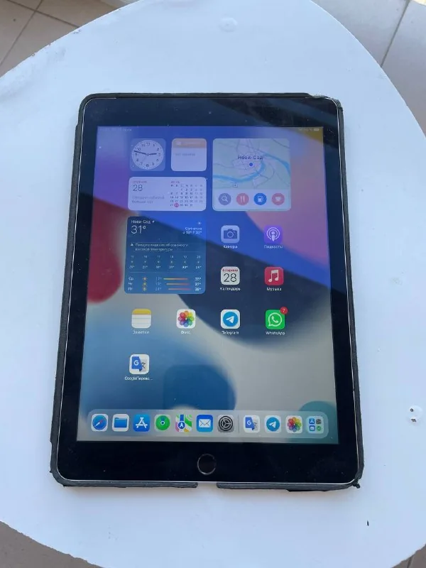 iPad Air 2, 16 Gb, WiFi + Cellular, Smart Case 1