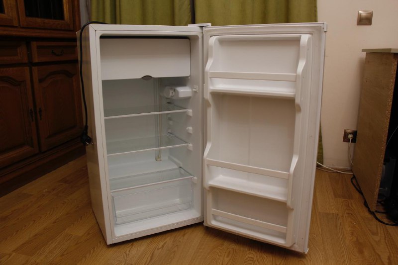 Холодильник Midea MERD86FGG01, Белый 2