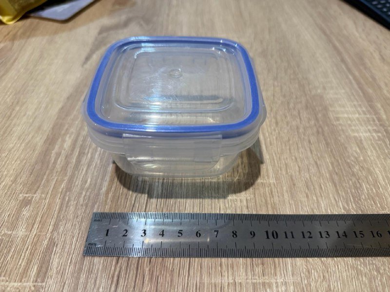 Котнейнер 250мл, набор столовых приборов, комарный геноцид, трубочка, зажигалки, одноразовые вилки и тарелки